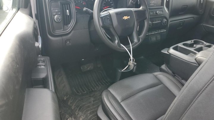 Chevrolet Silverado C1500 2023
