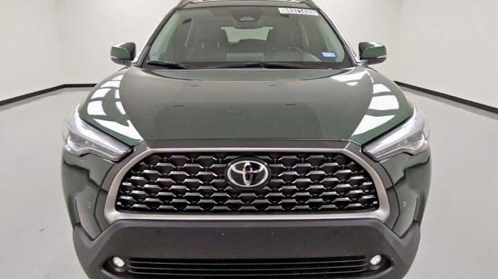 Toyota COROLLA CROSS XLE 2024