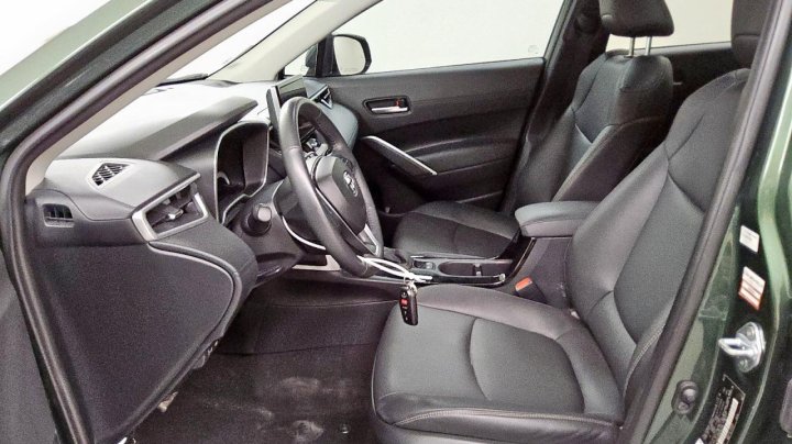 Toyota COROLLA CROSS XLE 2024