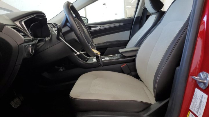 Ford FUSION SE 2020
