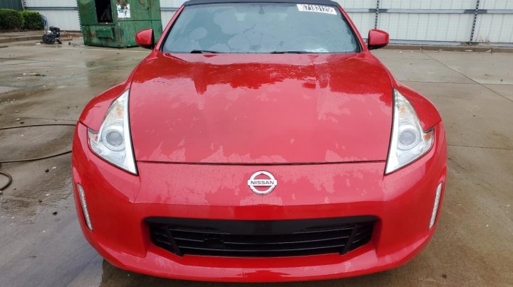Nissan 370Z BASE 2015