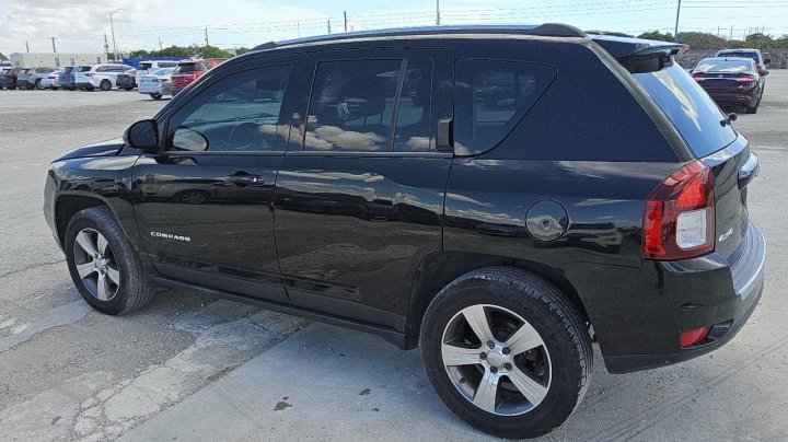 JEEP COMPASS LATITUDE 2017