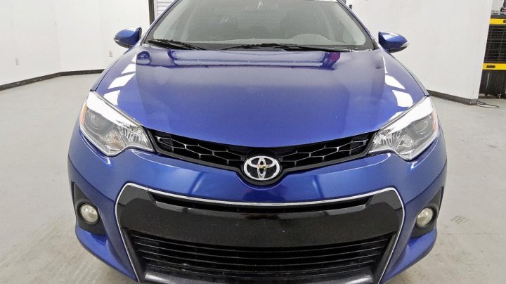 Toyota Corolla L 2015