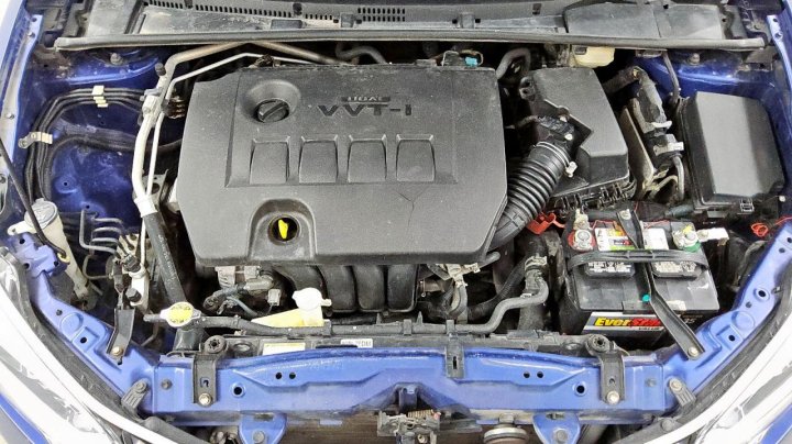 Toyota Corolla L 2015