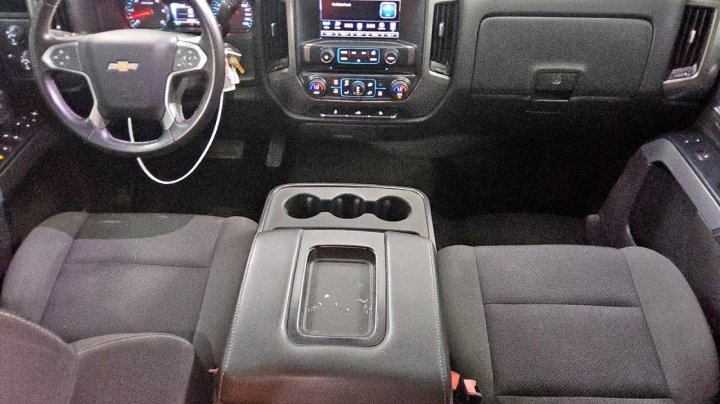 Chevrolet Silverado K1500 LT 2018
