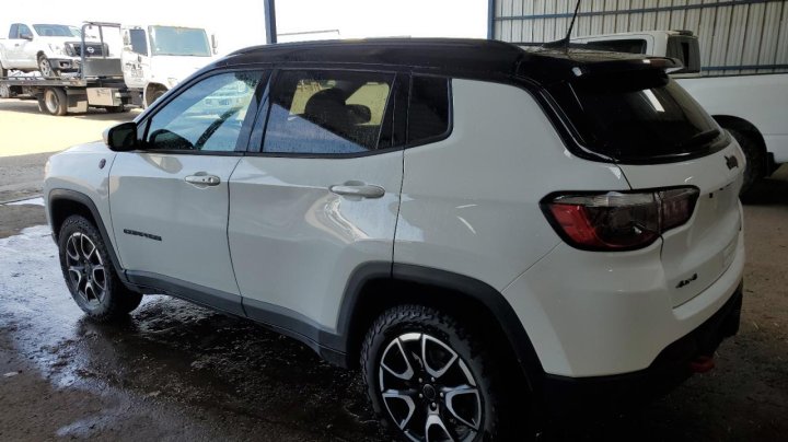 JEEP COMPASS TRAILHAWK 2025