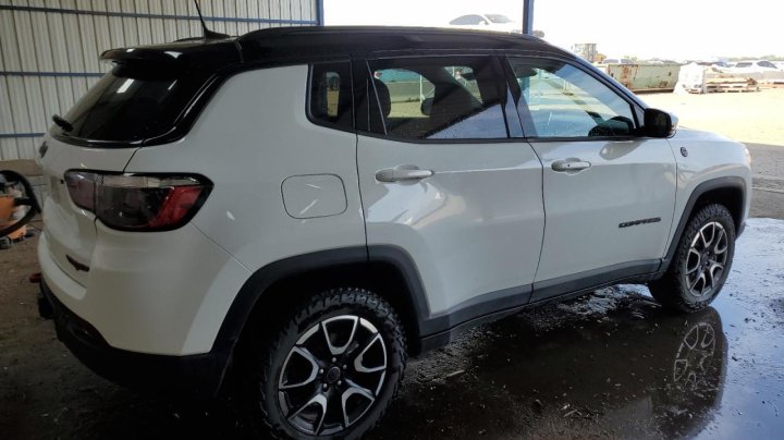 JEEP COMPASS TRAILHAWK 2025