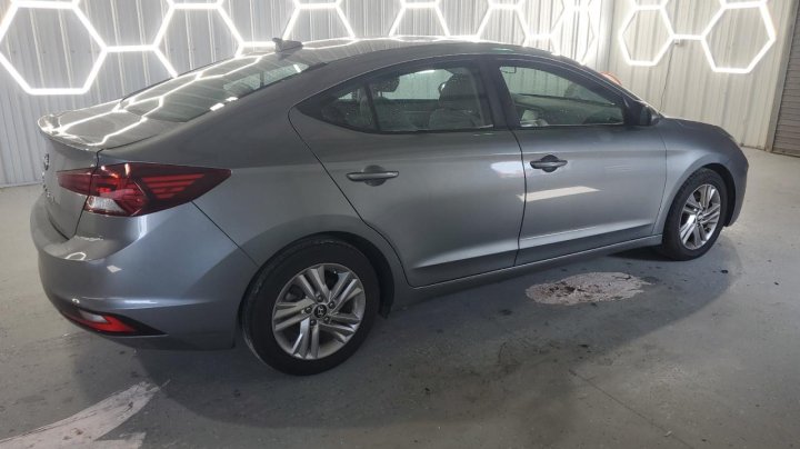 Hyundai Elantra SEL 2019