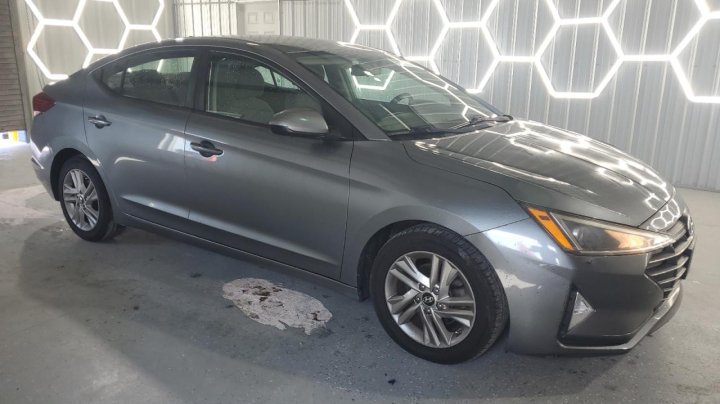 Hyundai Elantra SEL 2019