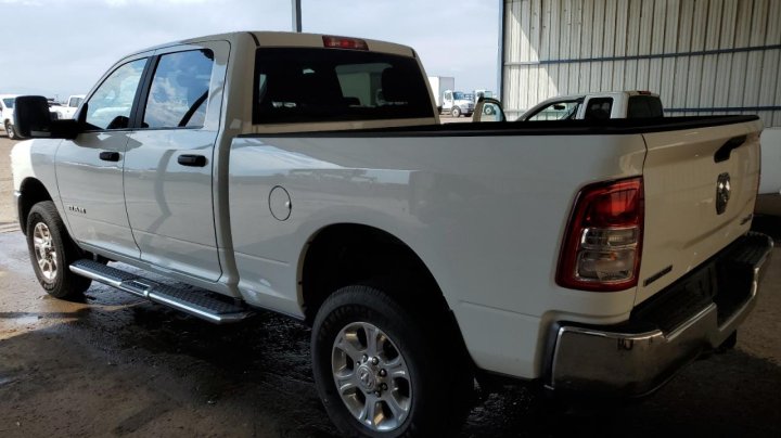 RAM 2500 BIG HORN 2024