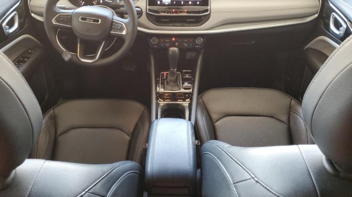 JEEP COMPASS LIMITED 2025