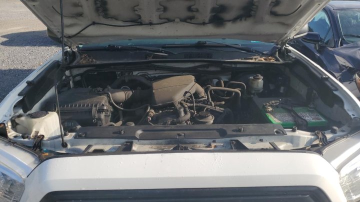 Toyota TACOMA ACCESS CAB 2016
