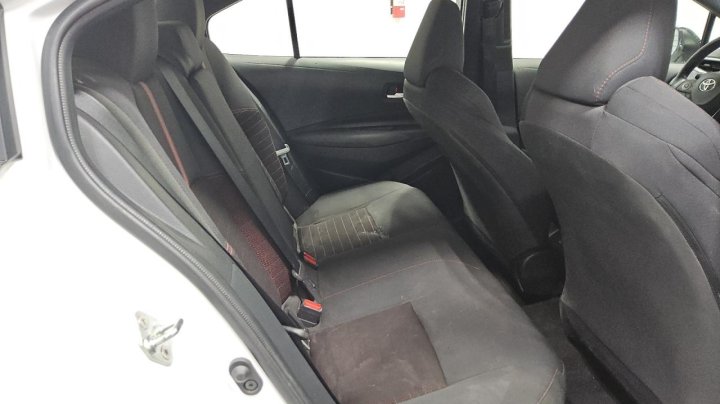 Toyota Corolla LE 2024