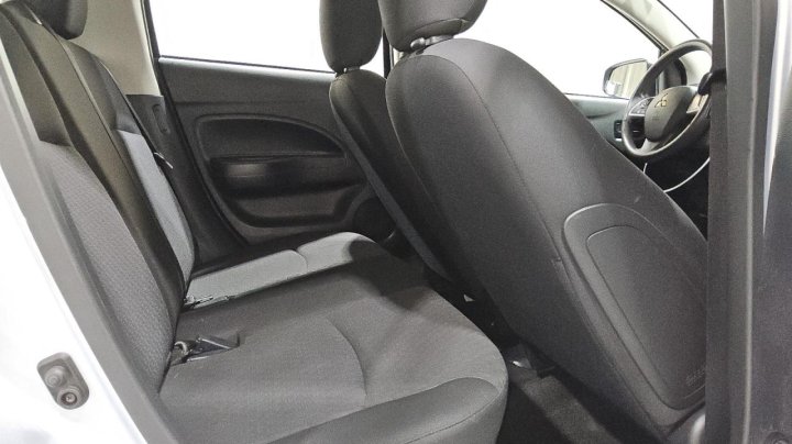 Mitsubishi Mirage ES 2018
