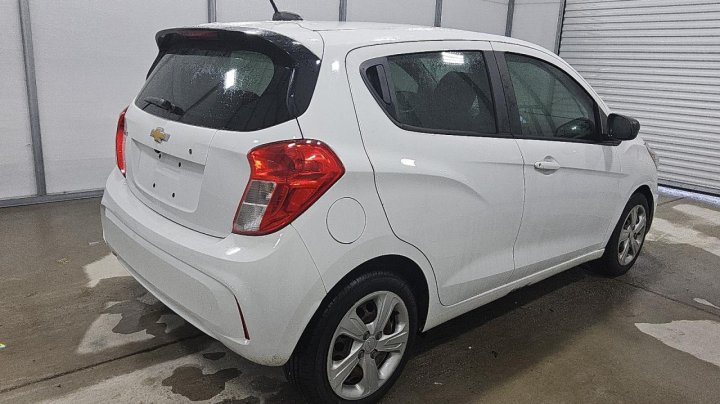 Chevrolet Spark LS 2020