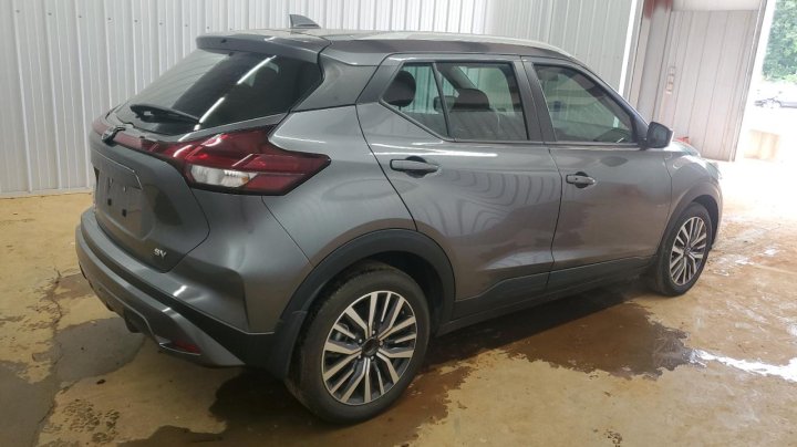 Nissan Kicks SV 2023