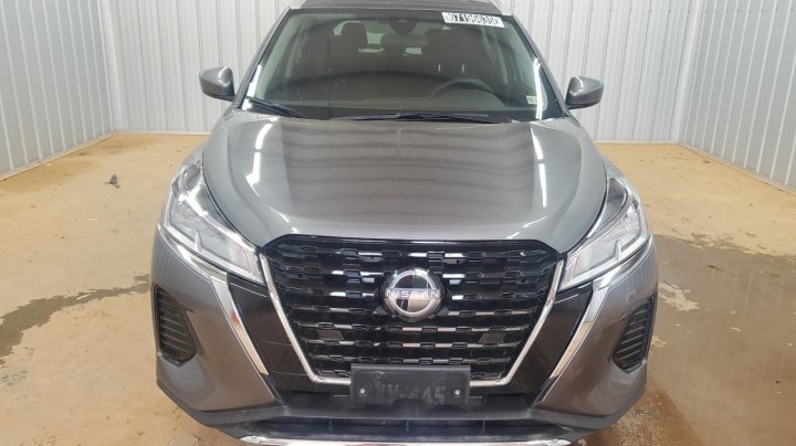 Nissan Kicks SV 2023