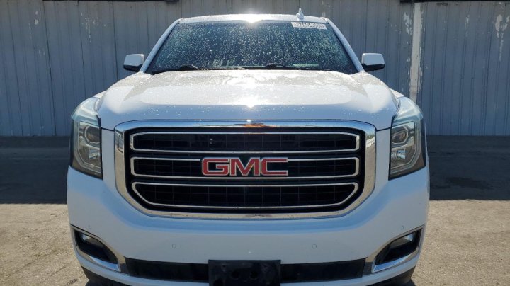 GMC YUKON SLE 2018