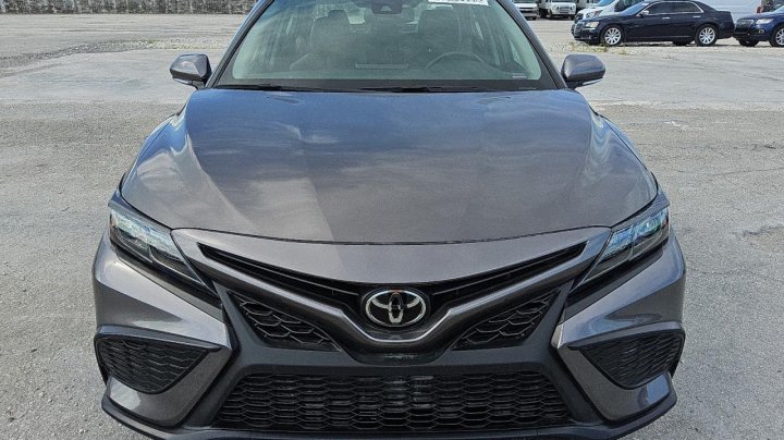 Toyota Camry SE NIGHT SHADE 2024
