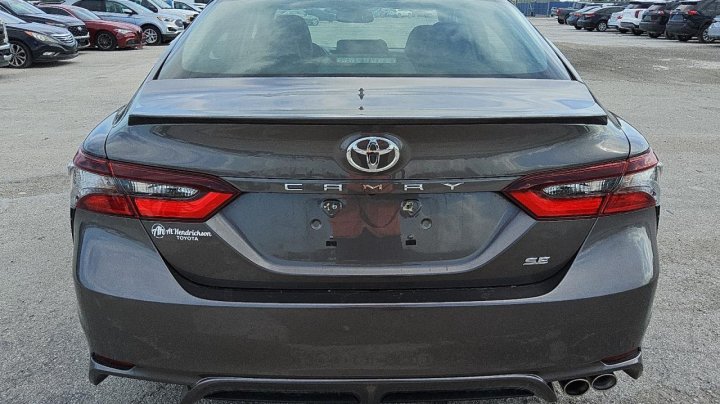 Toyota Camry SE NIGHT SHADE 2024