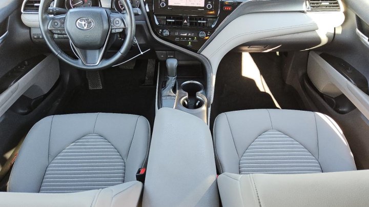 Toyota Camry SE NIGHT SHADE 2023