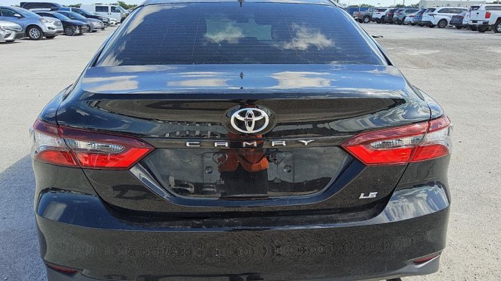 Toyota Camry LE 2023