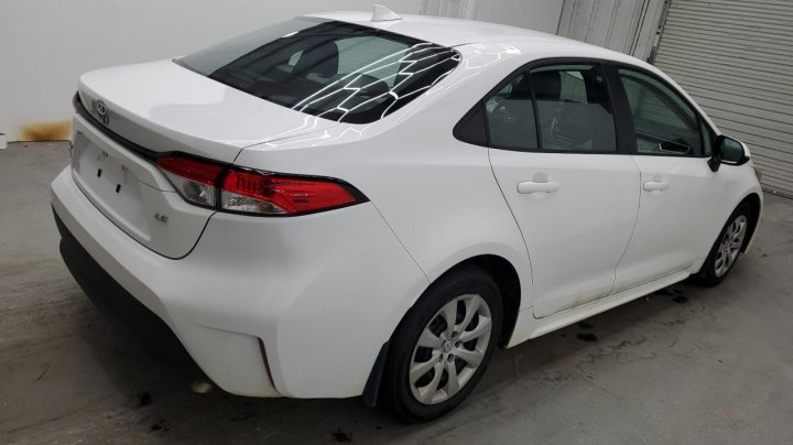 Toyota Corolla LE 2025