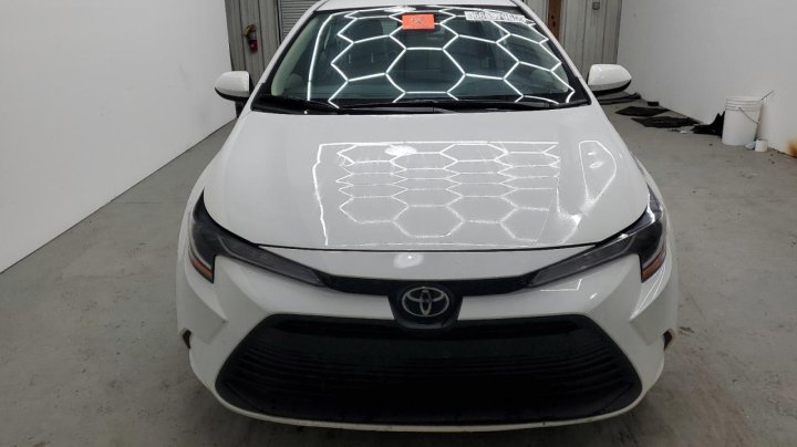 Toyota Corolla LE 2025