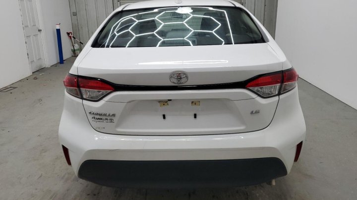 Toyota Corolla LE 2025