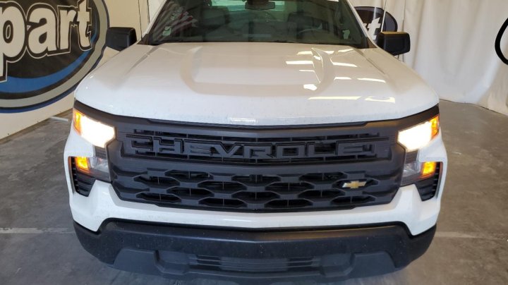 Chevrolet Silverado C1500 2023