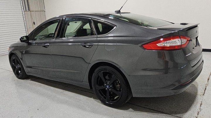 Ford FUSION SE 2016