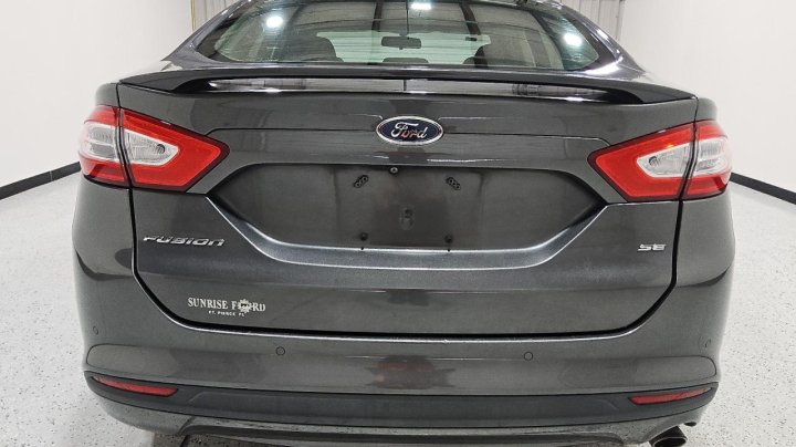 Ford FUSION SE 2016