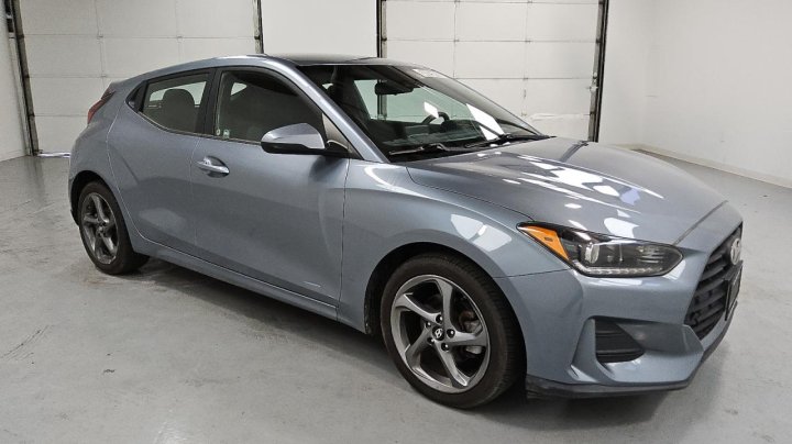 Hyundai VELOSTER BASE 2019