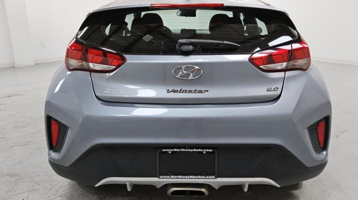 Hyundai VELOSTER BASE 2019