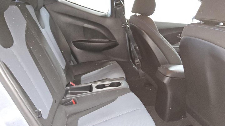 Hyundai VELOSTER BASE 2019