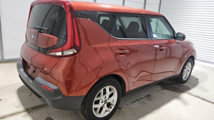 KIA Soul LX 2021