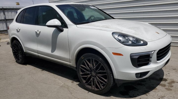 Porsche Cayenne  2018