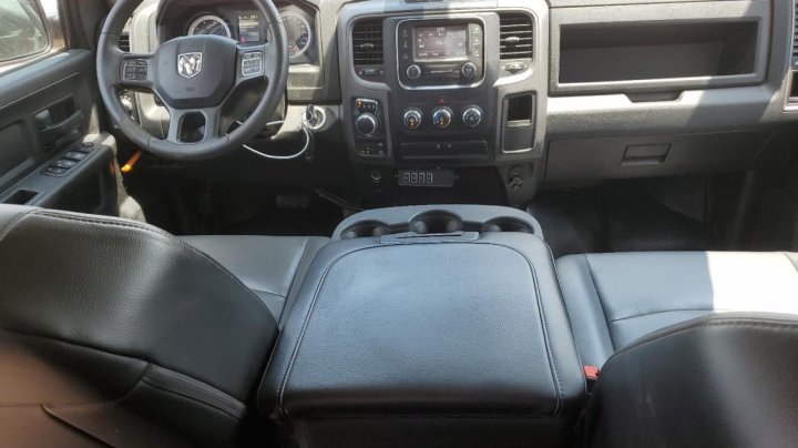 RAM 1500 CLASSIC TRADESMAN 2022