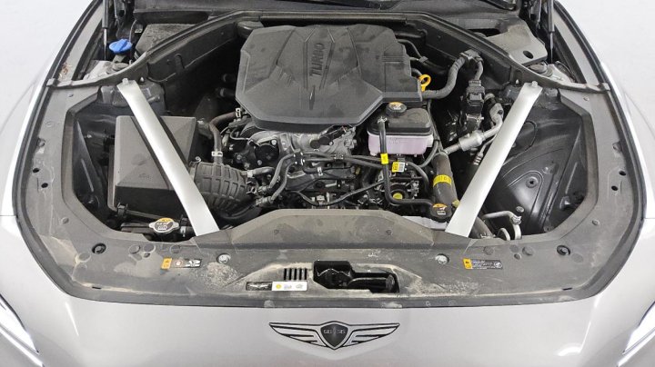 Genesis G70 BASE 2025