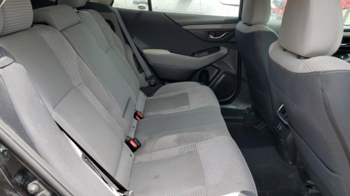Subaru Outback PREMIUM 2023