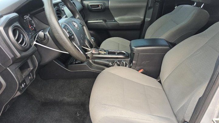 Toyota TACOMA DOUBLE CAB 2018
