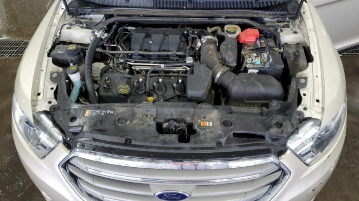 Ford TAURUS SEL 2017