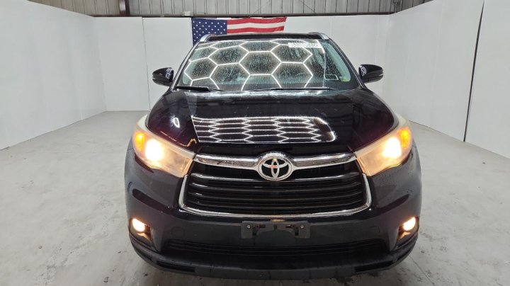 Toyota Highlander XLE 2016