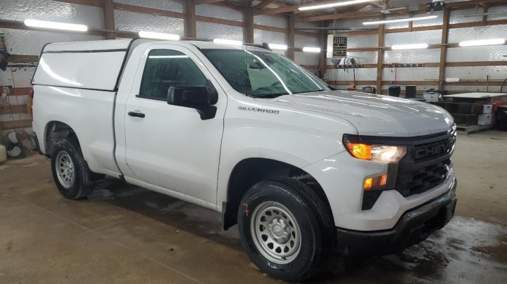 Chevrolet Silverado C1500 2023