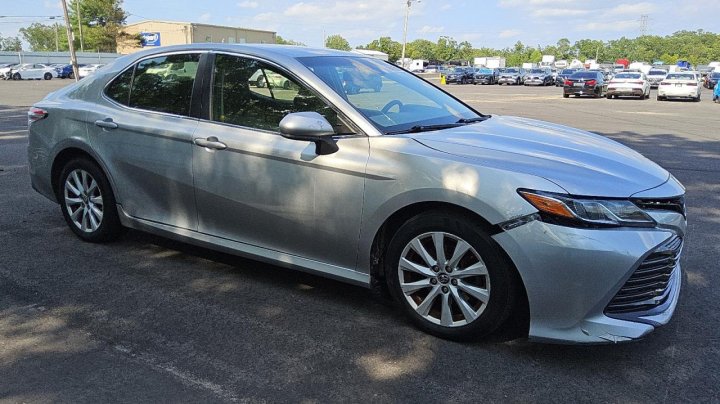 Toyota Camry L 2018