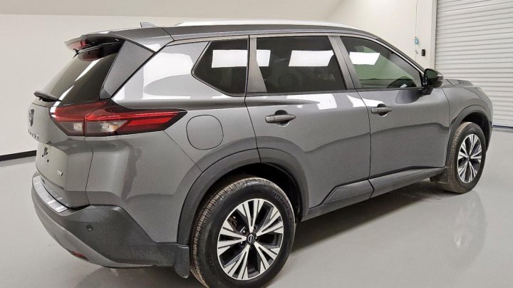 Nissan ROGUE SV 2022