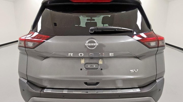 Nissan ROGUE SV 2022