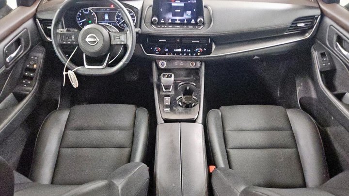 Nissan ROGUE SV 2022