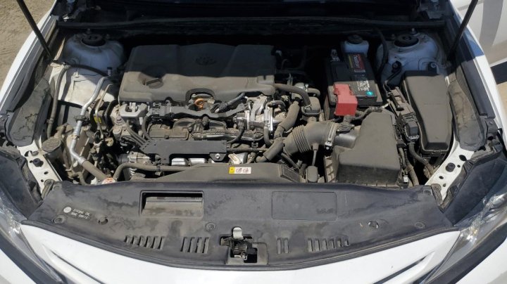 Toyota Camry SE 2020