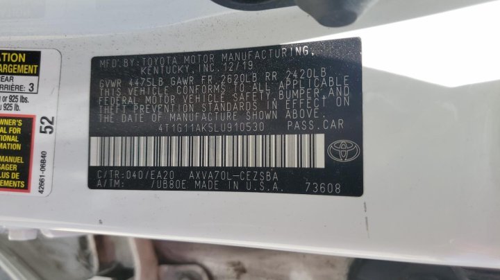 Toyota Camry SE 2020